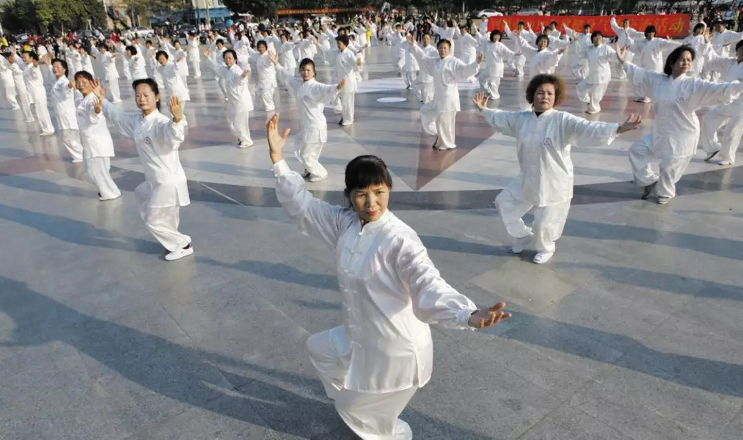 Why Practice Tai Chi? Here Are Many Unexpected Benefits!