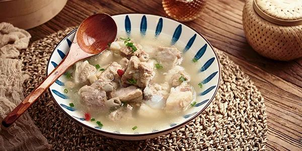 Symptoms of Spleen and Stomach Yang Deficiency and Dietary Therapy in Winter