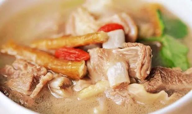 Nourishing Qi and Blood: The Benefits of Angelica, Ginger, and Lamb Soup