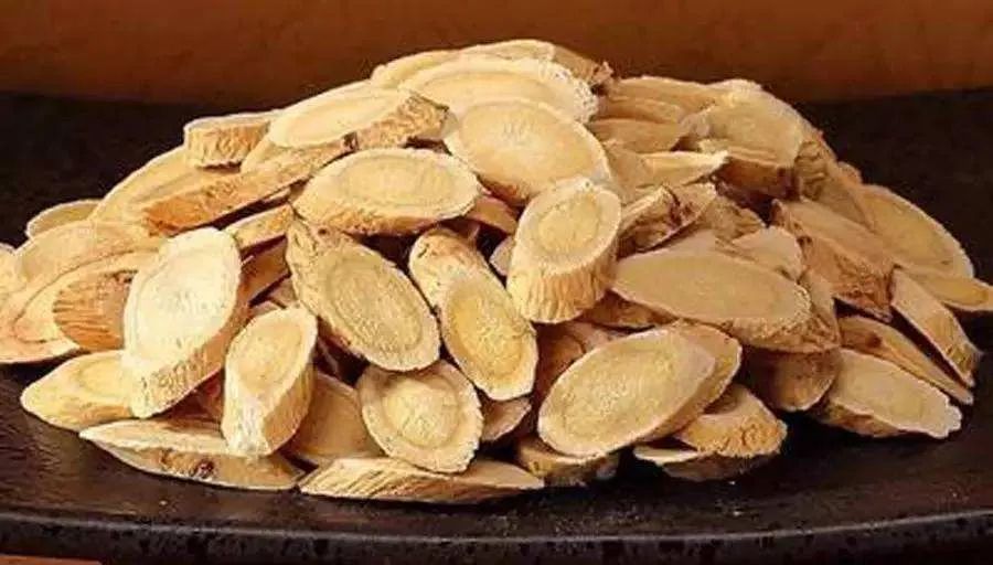 The King of Qi Tonics - Astragalus (Huang Qi)