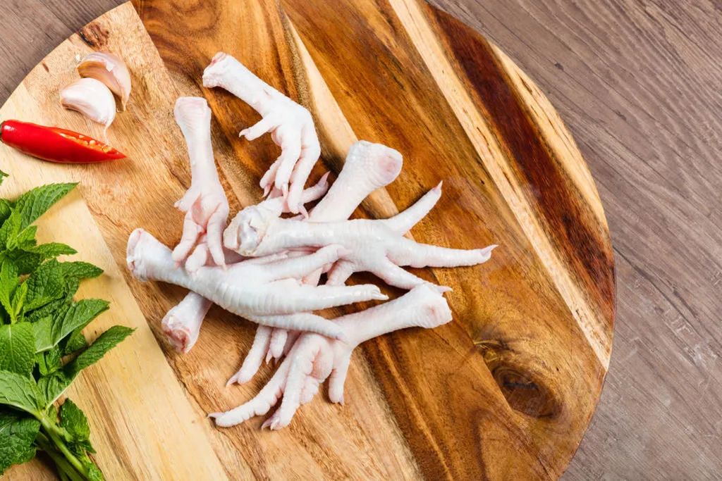 Astragalus: A Treasure for Health! Pair it with These Four Ingredients for Enhanced Qi Boosting Effects!