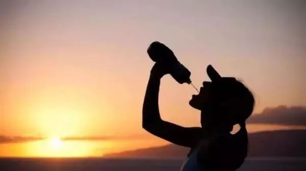 Can You Only Run at Night During Humid and Hot Weather? The Best Running Times Are Actually at Dawn and Dusk