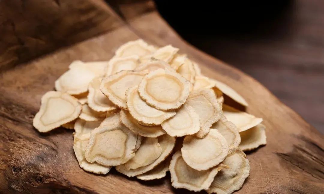 What Are the Chinese Herbs for Qi Supplementation?