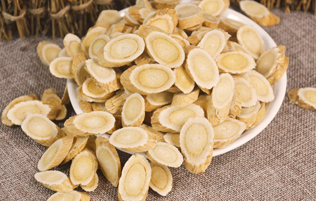 The "Golden Partner" of Danshen: Regular Consumption May Promote Blood Circulation and Dissolve Thrombus, Unclog Blood Vessels