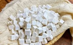 One of the Top Ten Chuan Medicinal Herbs: Fu Ling (Poria)