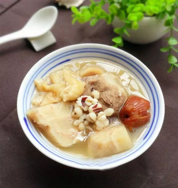 6 Medicinal Recipes Suitable for Autumn and Winter: Nourishing Qi and Blood, Moistening Yin and Kidney...