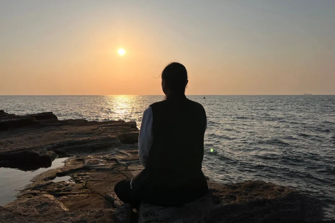 Daoist Internal Cultivation: The Dual Reception of Sun and Moon to Regulate and Balance Yin and Yang in the Human Body!