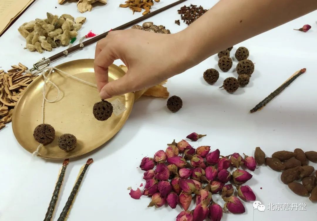 The Efficacy of Blood-Nourishing Chinese Medicinal Herbs