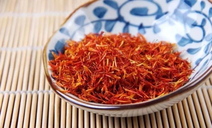 Safflower: Passionate and Versatile in Tea, Soup, Foot Soaks, and Medicine!