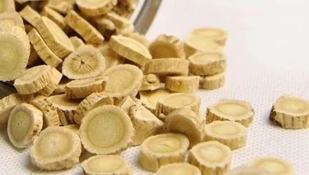 Nutritional Value and Benefits of Astragalus: Advantages for Women and Precautions