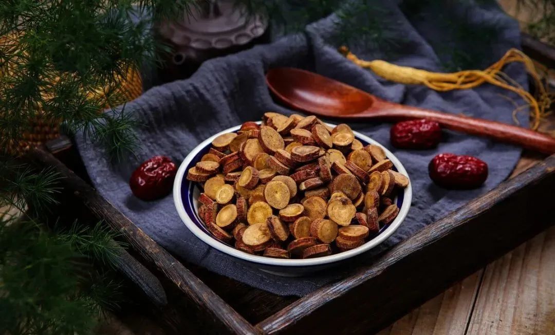 A Formula to Warm Yang and Disperse Cold: Three Herbal Ingredients to Revive Yang Qi