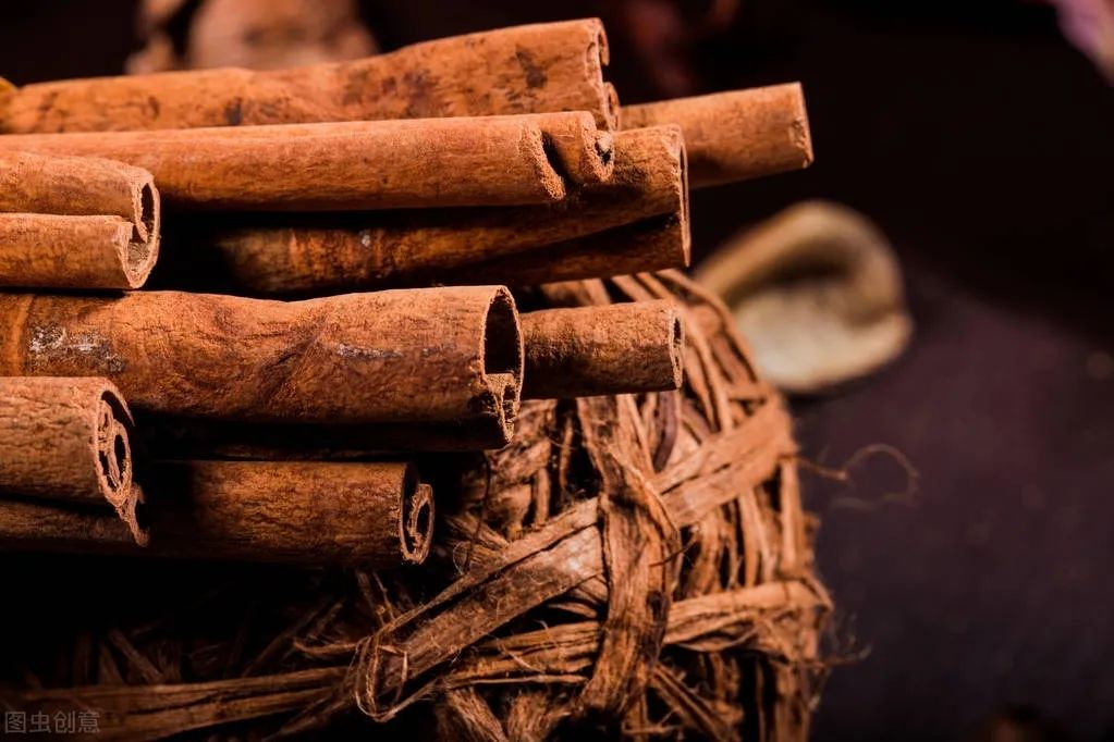 Cinnamon: Protecting the Heart and Regulating Cold Uterus with Numerous Benefits