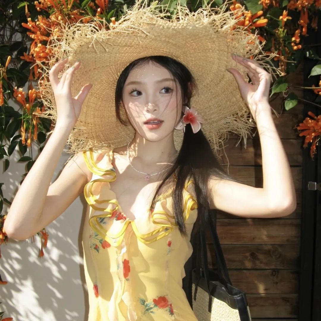 Summer Memories of Straw Hats and Damp Heat