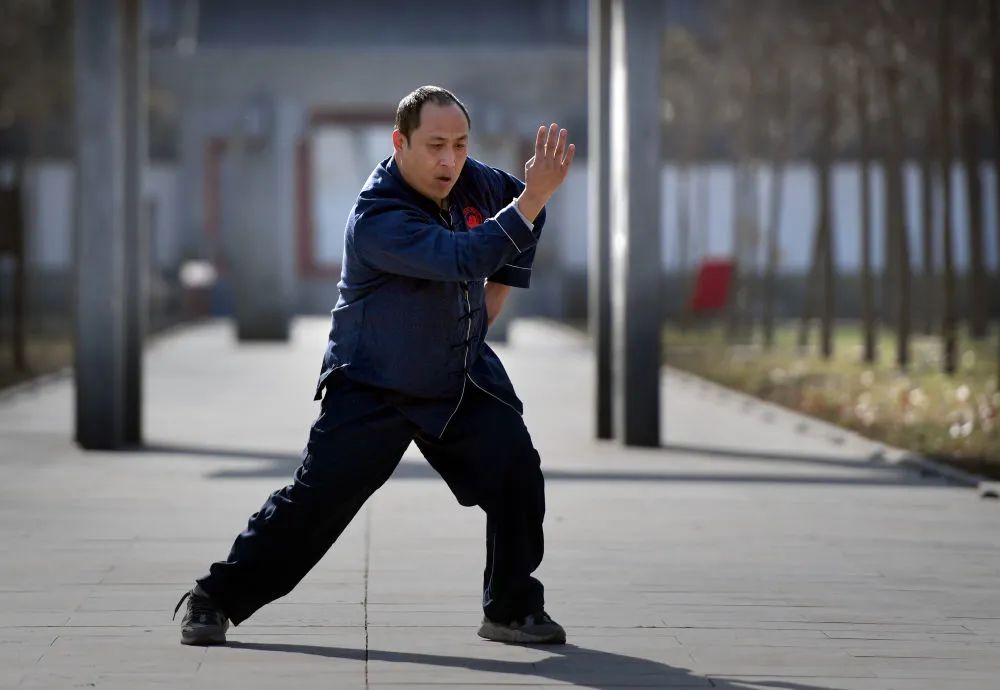 Who Practices Tai Chi? A Flourishing Community!