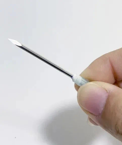 Unique TCM Therapy: Bloodletting for Pain Relief