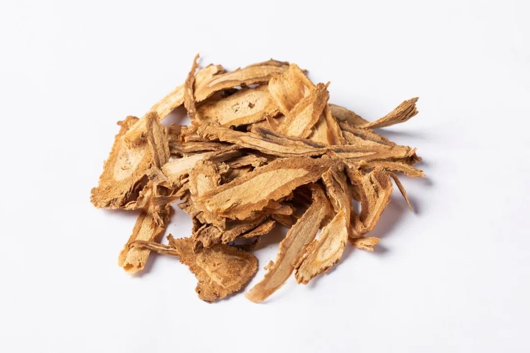 Astragalus and One Treasure: A Natural Immunity Booster for October! Stabilizes Three Highs, Nourishes Qi and Activates Blood, Keeping You Healthy!