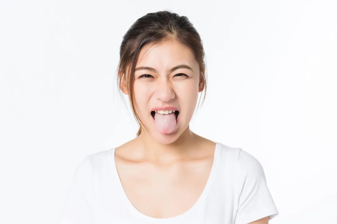 The Tongue as a Reflection of Health: A Quick Self-Check!