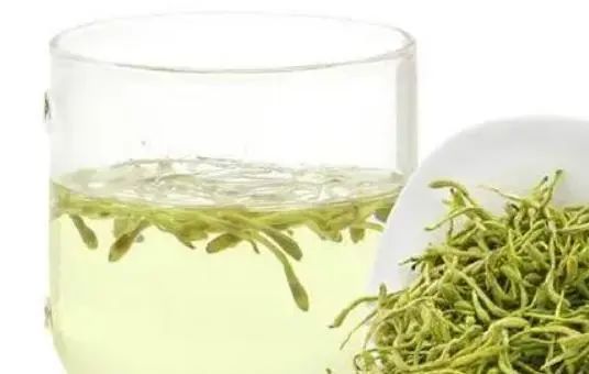 Honeysuckle and Its Perfect Partners: Drinking for Better Health Over Time