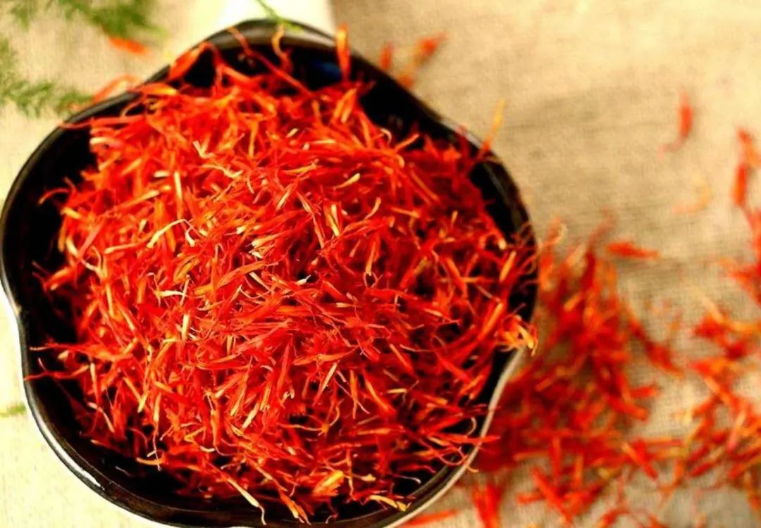 The Therapeutic Properties and Applications of Hong Hua (Safflower)