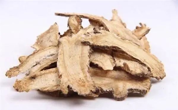 Nine Major Chinese Herbs for Activating Blood Circulation and Removing Stasis