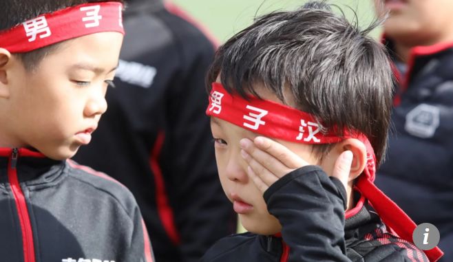Is a 12-Year-Old Boy's Dependency on Parents a Sign of 'Yin Excess and Yang Deficiency'?