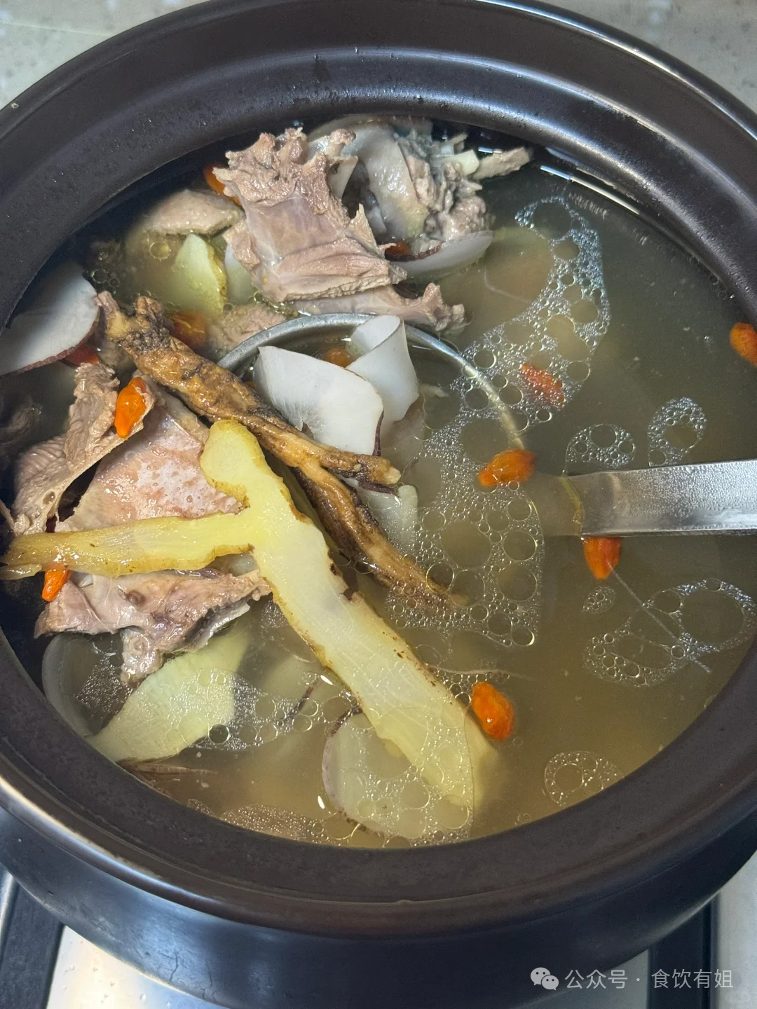 Spring Eating Duck: Clearing Heat and Detoxifying, Enhancing Appetite, and Promoting Diuresis and Reducing Swelling. Essential for the Elderly and Children!