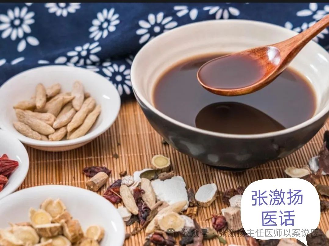 Yang Deficiency with Spontaneous Sweating: Rooted in the Kidneys, Case of Yu Ping Feng San