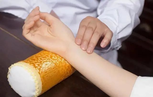 Understanding 14 Common Pulse Types in Traditional Chinese Medicine in Five Minutes
