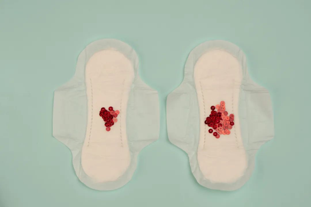 Understanding Menstrual Blood Color: Insights from TCM on Blood Deficiency, Qi Stagnation, and Liver Qi Stagnation