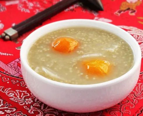 Rain Water: 4 Medicinal Dietary Recipes for Soothe Liver Qi and Nourish Spleen and Stomach