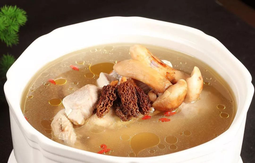 14 Nutritious and Delicious Medicinal Soups for the Spring Festival