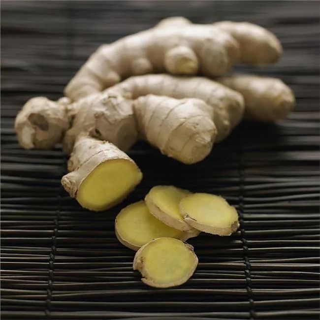 The Differences in Efficacy Among Various Types of Ginger: Fresh Ginger, Dried Ginger, Processed Ginger, Ginger Charcoal, and Galangal