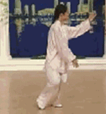Comprehensive Guide to Tai Chi Movements: Exercise at Home!