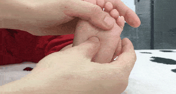 21 Pediatric Tuina Techniques to Easily Address Common Childhood Ailments!