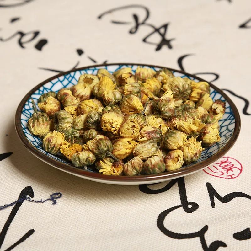 Common Chinese Herbs for Clearing Heat in Daily Life