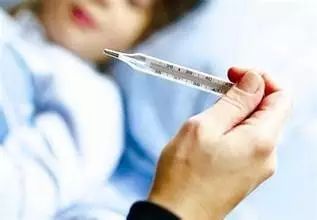 Distinguishing Between Wind-Heat and Wind-Cold Colds in Traditional Chinese Medicine