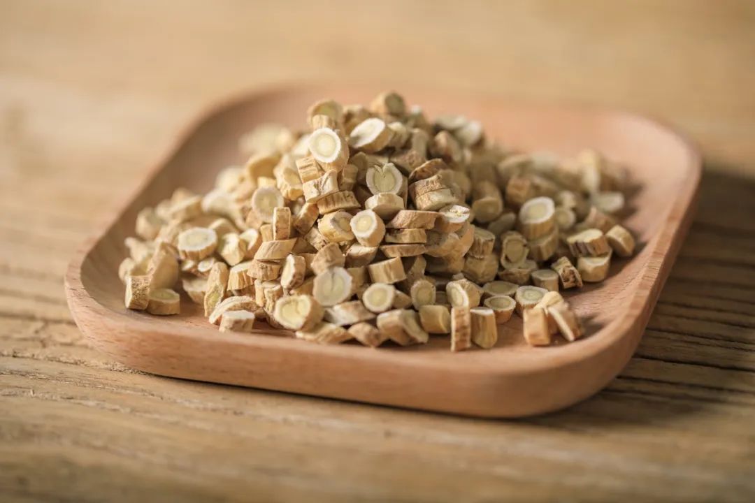 The Essentials of Astragalus (Huang Qi) for Qi Supplementation