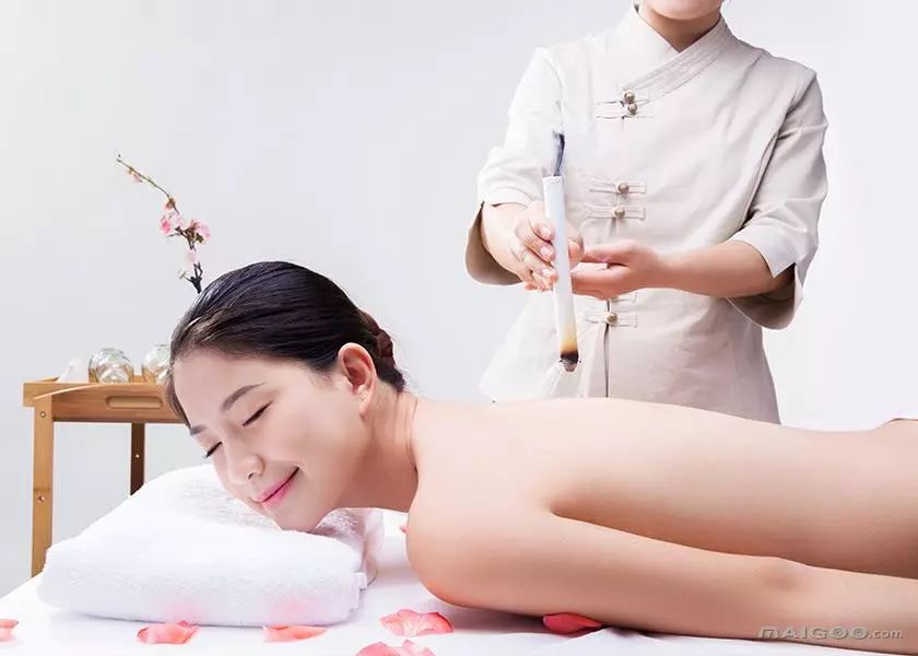 Comprehensive Guide to Moxibustion Contraindications