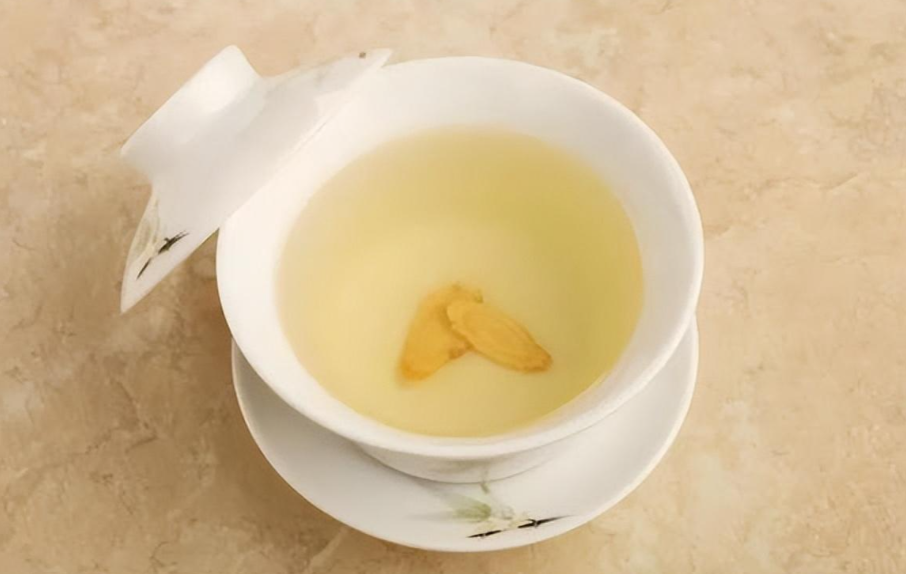 Why Drinking Astragalus Water Long-Term Can Lead to Weight Loss? Understanding the Side Effects of Astragalus Water