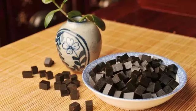 Comprehensive Guide to TCM Formulas for Qi and Blood Supplementation