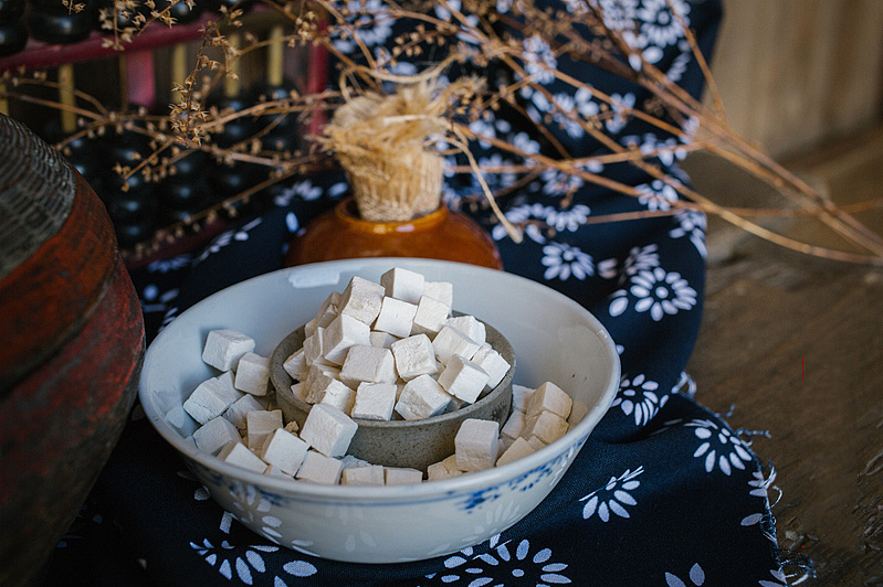 The Mystical Properties of Poria: Why is it Called the "Divine Medicine of All Seasons"?