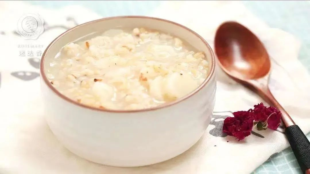 Understanding Coix Seed (Yi Yi Ren) in Traditional Chinese Medicine