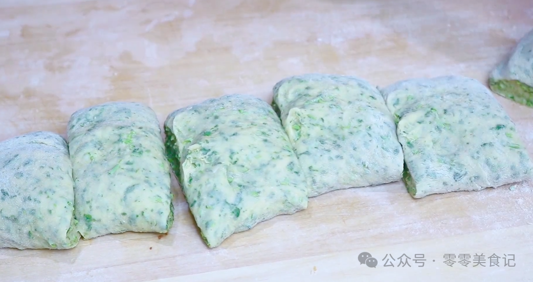 Spring Delicacy: Enjoy the Nutritional Benefits of Xiangchun (Fragrant Ash) with Eggs