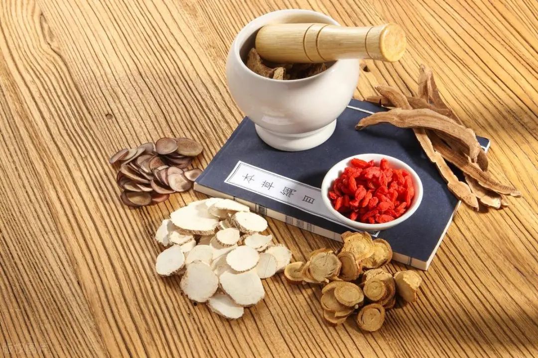 Understanding the Four Types of Deficiency in TCM: Qi, Blood, Yang, and Yin