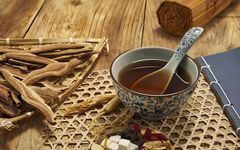 Ni Haixia: The Imbalance of Yin and Yang Leads to Illness; A Simple Method to Harmonize Yin and Yang