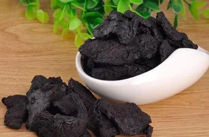 The Distinct Effects of Raw and Cooked Rehmannia