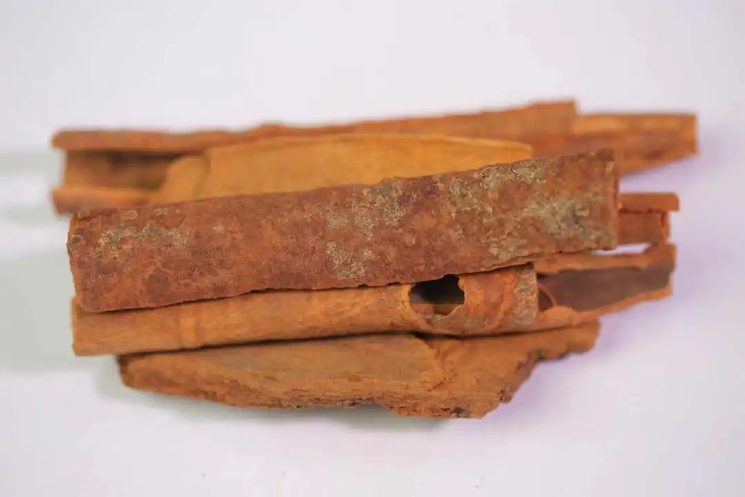 The Efficacy and Functions of Cinnamon: Warming the Kidneys and Enhancing Yang, Beneficial for Men!