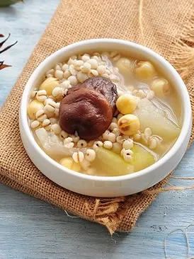 Clinical Applications of Coix Seed (Yi Yi Ren) in Traditional Chinese Medicine