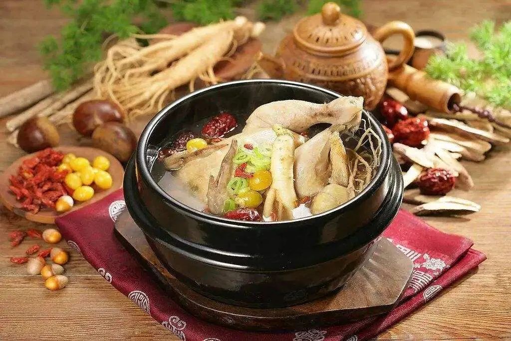 Cold Weather Triggers Stomach Issues: A Formula to Warm the Spleen and Stomach