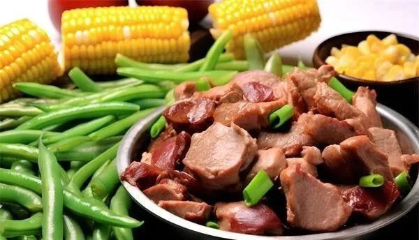 10 Essential Foods for Blood Nourishment